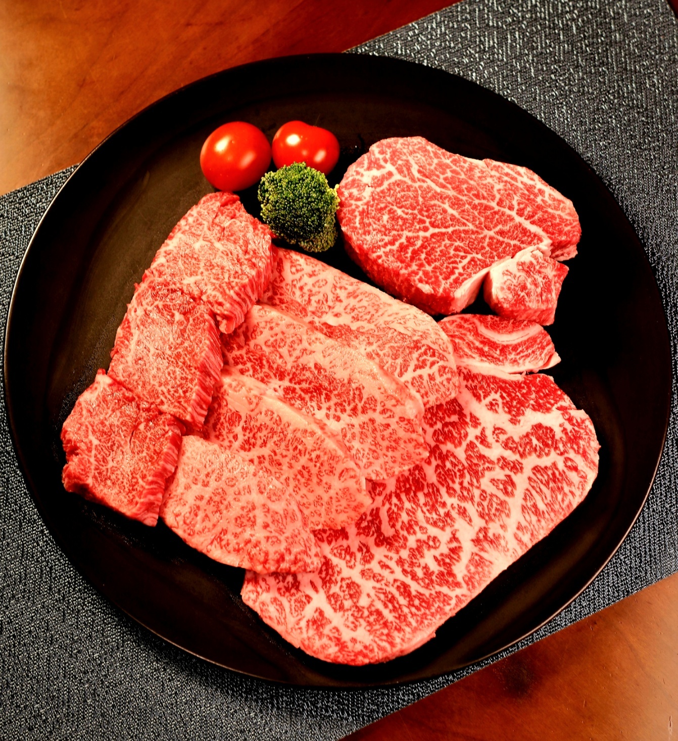 [무료배송]1+등급,차돌박이+불고기+사태/총1.2kg